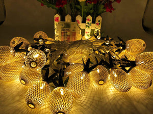 Battery Powered Hand Craft Mesh Pineapple Decoration String Light Indoor and Outdoor (Warm White)